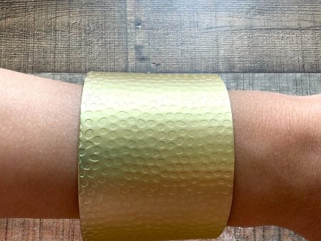 No Brand Gold Hammered Cuff Bracelet on Sale