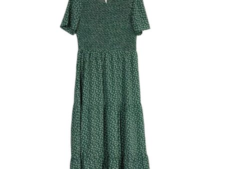 Zattcas Green White Floral Smocked Bodice Dress- Size L For Sale