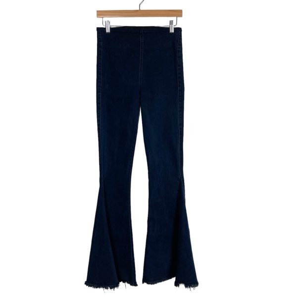 Show Me Your Mumu Dark Wash Pull On Berkeley Bells Flare Jeans- Size M (Inseam 34.5”, sold out online) For Sale